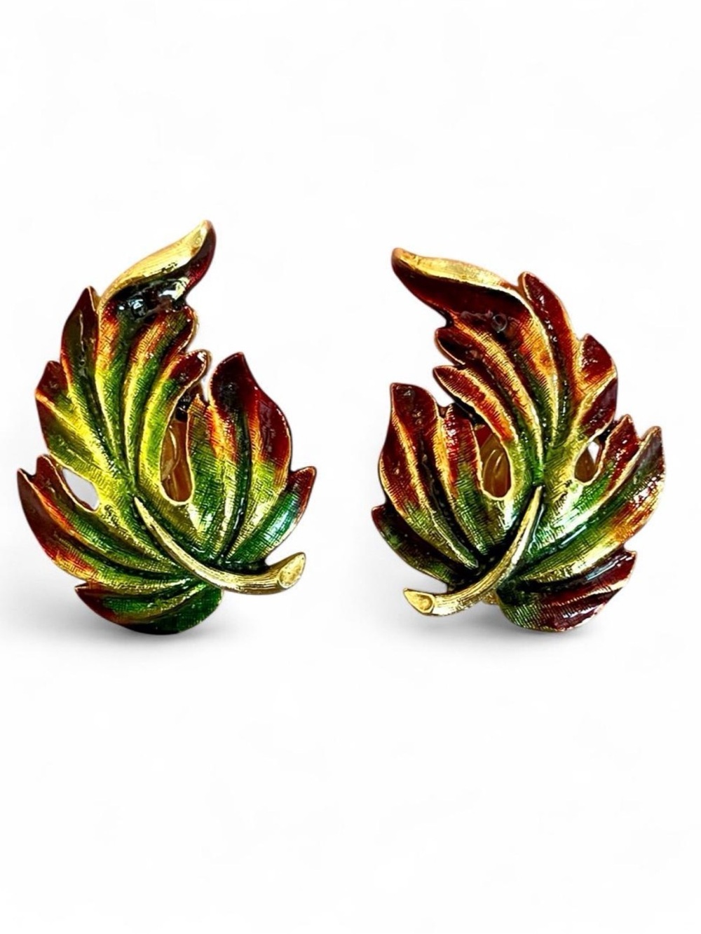 Vintage 1960s Guilloché-Like Enamel Autumn Leaf Clip Earrings Gold MCM Botanical